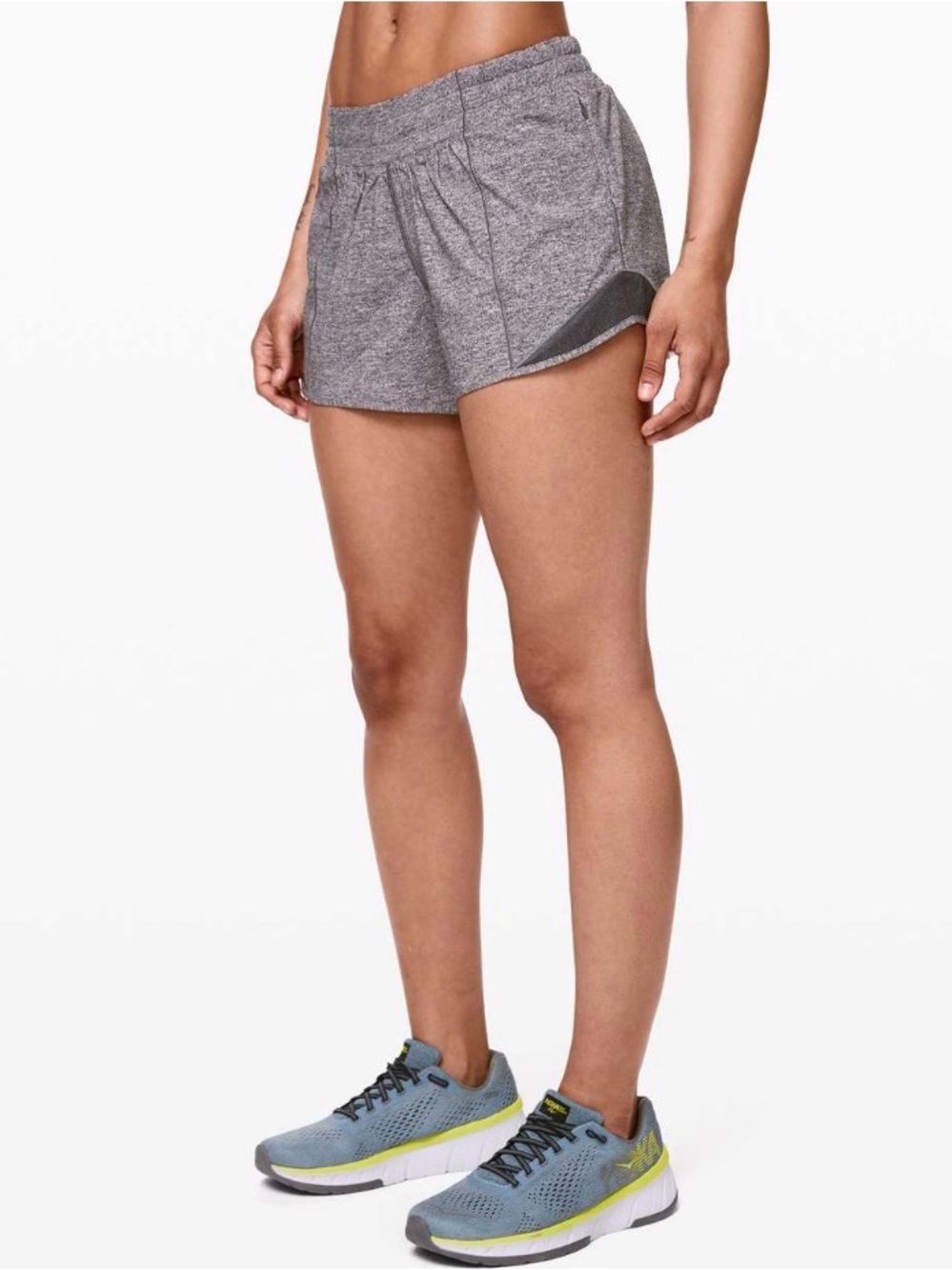 lululemon athletica hotty hot II long 4”Women's Heathered black Athletic Shorts
